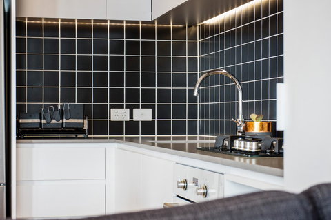 Swainson At Bowery - Accommodation Mount Tamborine 14