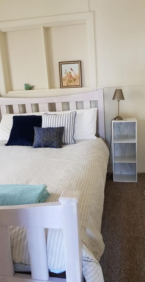 Sinclair Cottage - Accommodation Mount Tamborine 4