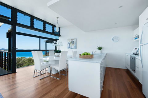 One Mile Retreat - Accommodation Mount Tamborine 5