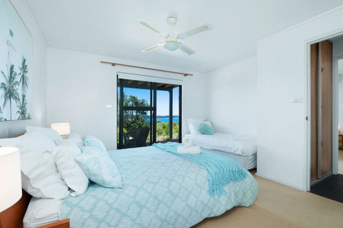 One Mile Retreat - Accommodation Mount Tamborine 7