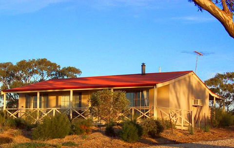 Windmill Cottage - Accommodation Mount Tamborine 0