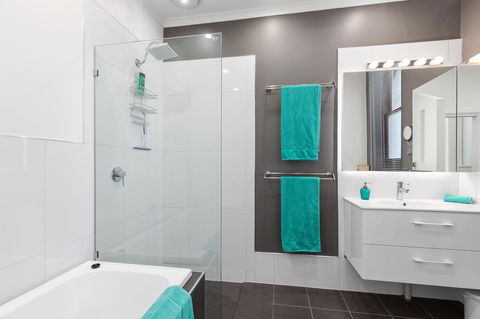 Cloisters Of Kalangadoo - Accommodation Mount Tamborine 10