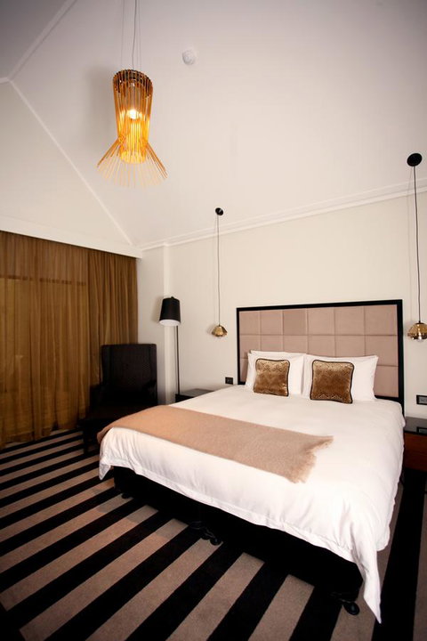 Ellen Hotel - Accommodation Mount Tamborine 15