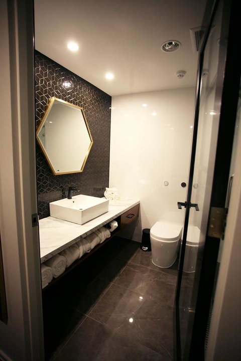 Ellen Hotel - Accommodation Mount Tamborine 18