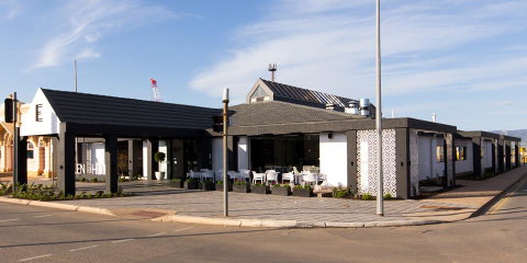 Ellen Hotel - Accommodation Mount Tamborine 9