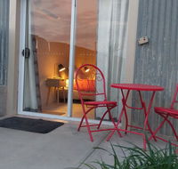 Desert Gum Retreat Gough St - Accommodation Mount Tamborine