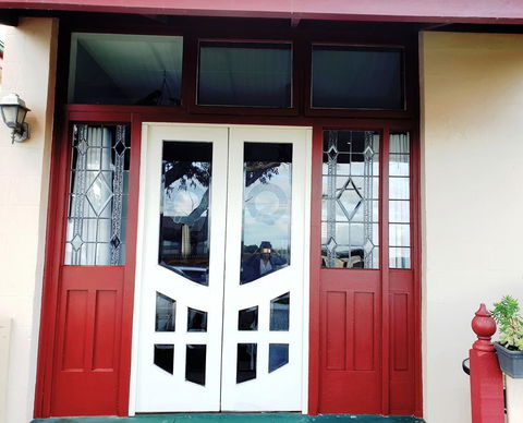 Court House - Studio - Accommodation Mount Tamborine 17