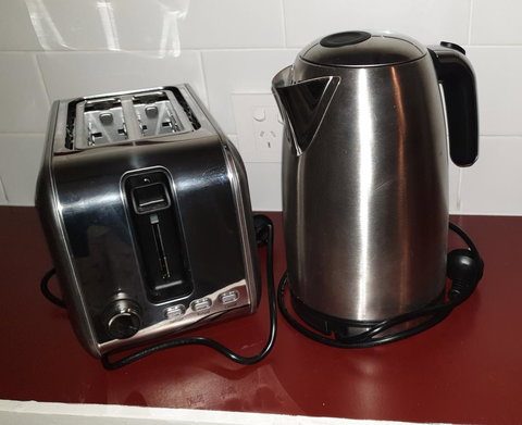 Court House - Studio - Accommodation Mount Tamborine 12