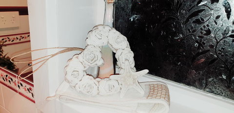 Court House - Studio - Accommodation Mount Tamborine 11