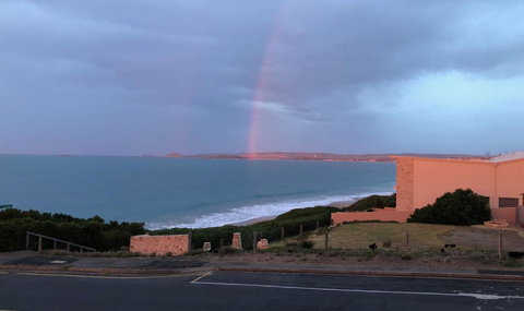 Southern Sands\' Beachfront Apartment - Accommodation Mount Tamborine 18