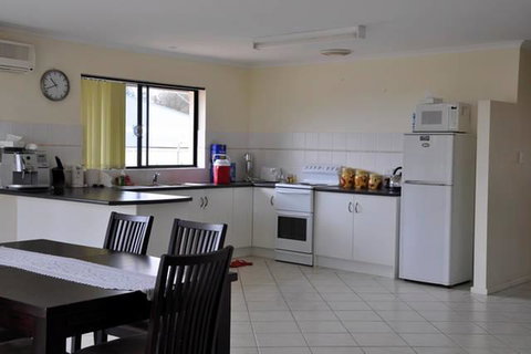 The Club House - Accommodation Mount Tamborine 5