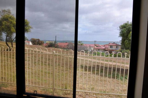 The Club House - Accommodation Mount Tamborine 2