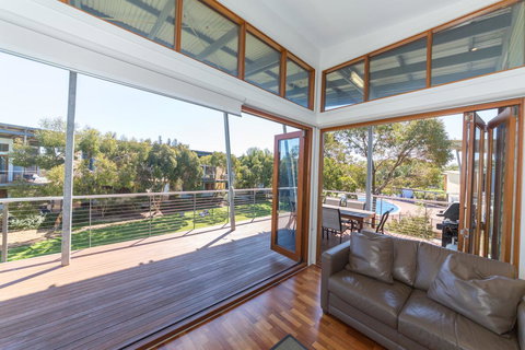 South Shores Villa 52 - Accommodation Mount Tamborine 6