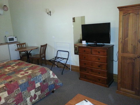 Sonbern Lodge Motel - Accommodation Mount Tamborine 36