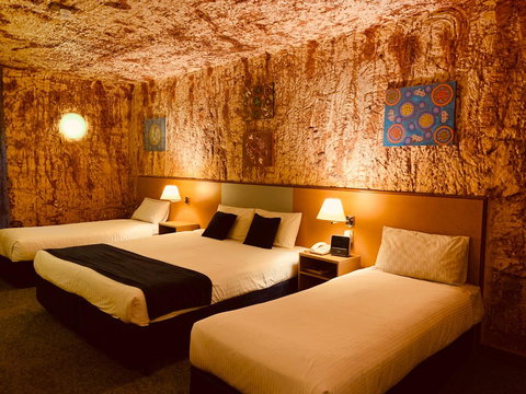 Desert Cave Hotel - Accommodation Mount Tamborine 33