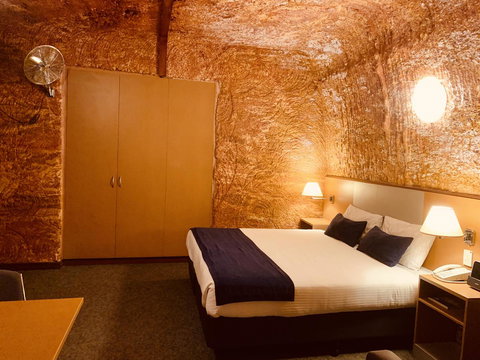 Desert Cave Hotel - Accommodation Mount Tamborine 14