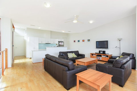 Villa 53 South Shores - Normanville S14 - Accommodation Mount Tamborine 5
