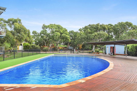 Villa 53 South Shores - Normanville S14 - Accommodation Mount Tamborine 9