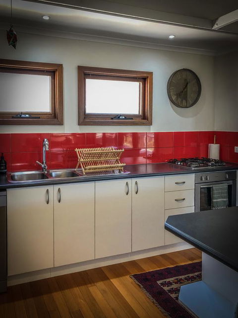 SeaLaVie - Accommodation Mount Tamborine 10