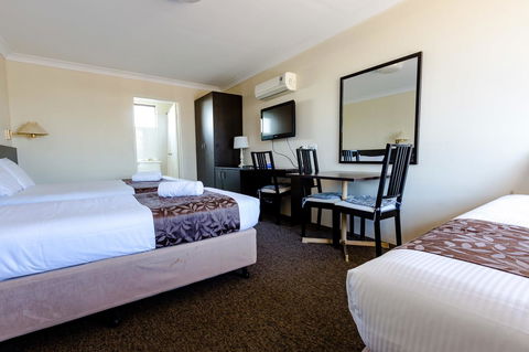 Abcot Inn - Accommodation Mount Tamborine 2
