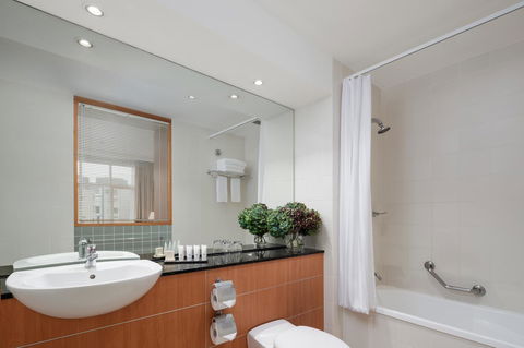 Rydges Newcastle - Accommodation Mount Tamborine 14