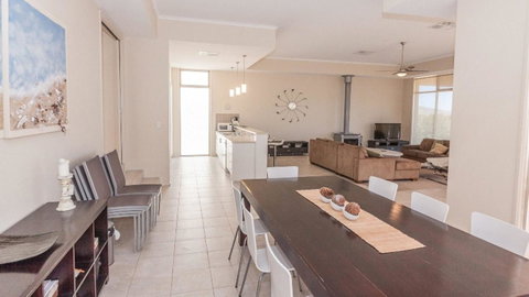 Golfers Paradise (18th Tee) - 52 Huntingdale Drive - Accommodation Mount Tamborine 19