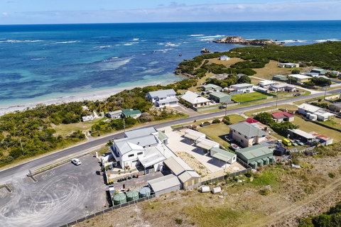 Rocks Retreat House With Sea Views - Accommodation Mount Tamborine 17