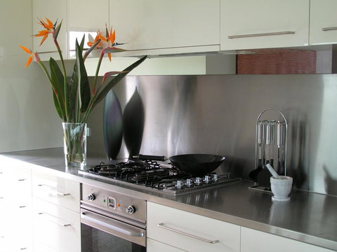 The Roozen Residence - Accommodation Mount Tamborine 8