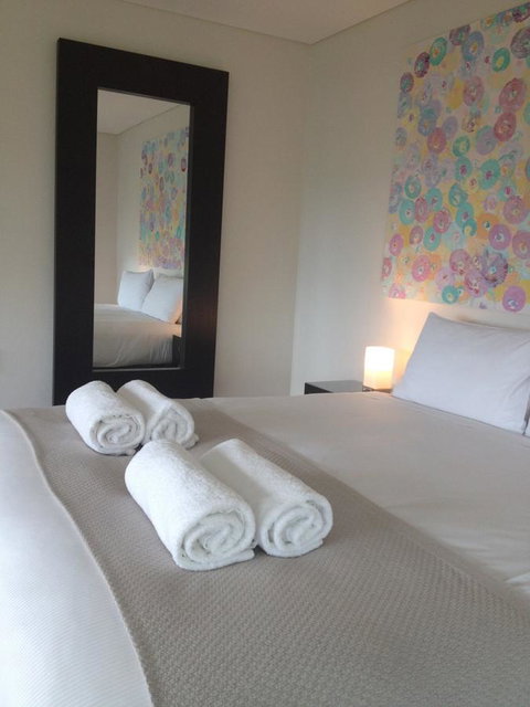 The Roozen Residence - Accommodation Mount Tamborine 24