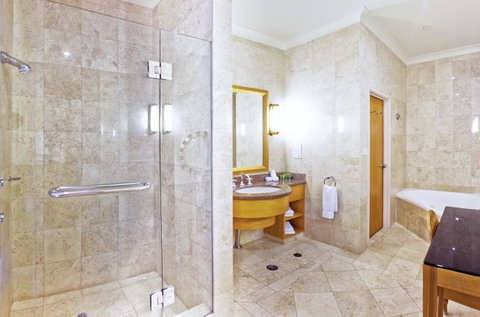 Duxton Hotel Perth - Accommodation Mount Tamborine 3