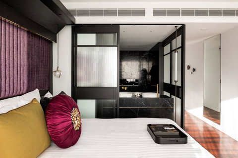 QT Perth - Accommodation Mount Tamborine 32