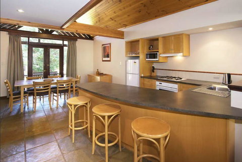 Margaret River Resort - Accommodation Mount Tamborine 2