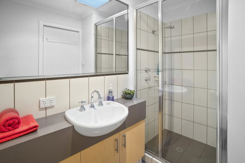 Villa On Fearn - Accommodation Mount Tamborine 9