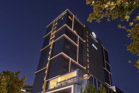 Doubletree By Hilton Perth Northbridge - Accommodation Mount Tamborine 5