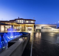 International on the Water Hotel - Accommodation Mount Tamborine