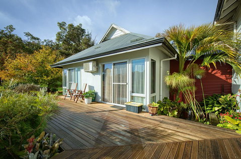 Glenelg On King Bed & Breakfast - Accommodation Mount Tamborine 7