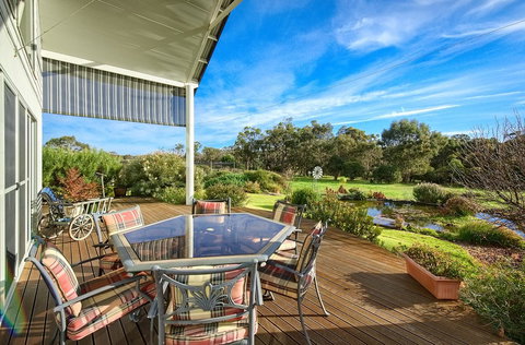 Glenelg On King Bed & Breakfast - Accommodation Mount Tamborine 6