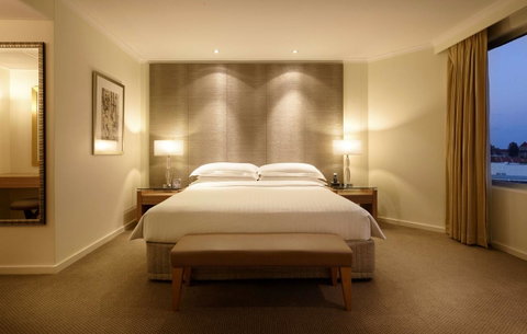 Residence On Langley Park - Accommodation Mount Tamborine 8