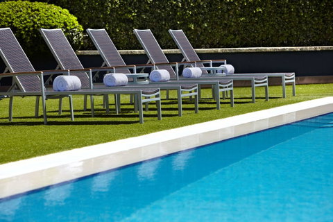Residence On Langley Park - Accommodation Mount Tamborine 7