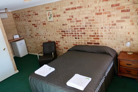 Travellers Rest Motel - Accommodation Mount Tamborine 22