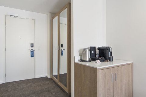 Metro Hotel Perth - Accommodation Mount Tamborine 1