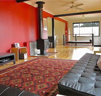 Pendeli Beach House - Accommodation Mount Tamborine