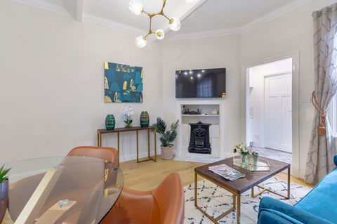 Heritage Townhouse Near Harbour Bridge - Accommodation Mount Tamborine 17