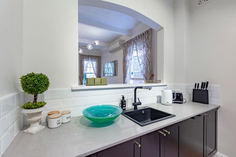 Heritage Townhouse Near Harbour Bridge - Accommodation Mount Tamborine 35