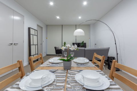 Inner City Stylish Apt Walk To Green Square - Accommodation Mount Tamborine 10