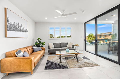 Rockpool 2 Sawtell Beach - Just Steps To Restaurants And 2 Min Stroll To Beach! - Accommodation Mount Tamborine 0