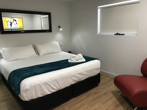 Jesmond Executive Villas - Accommodation Mount Tamborine 5