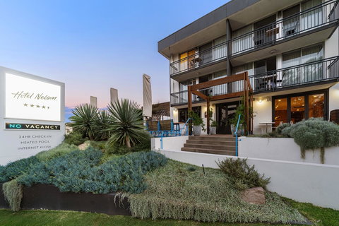 Hotel Nelson - Accommodation Mount Tamborine 0