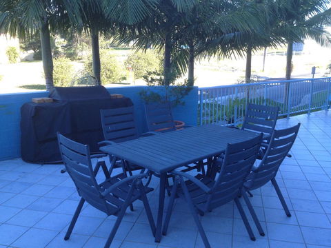 Breakers Apartments - Accommodation Mount Tamborine 15