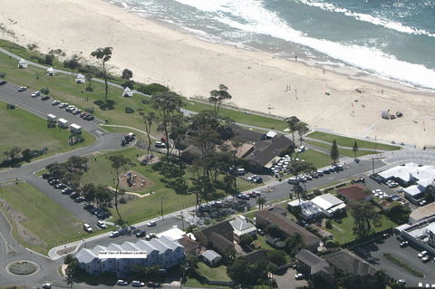 Breakers Apartments - Accommodation Mount Tamborine 17